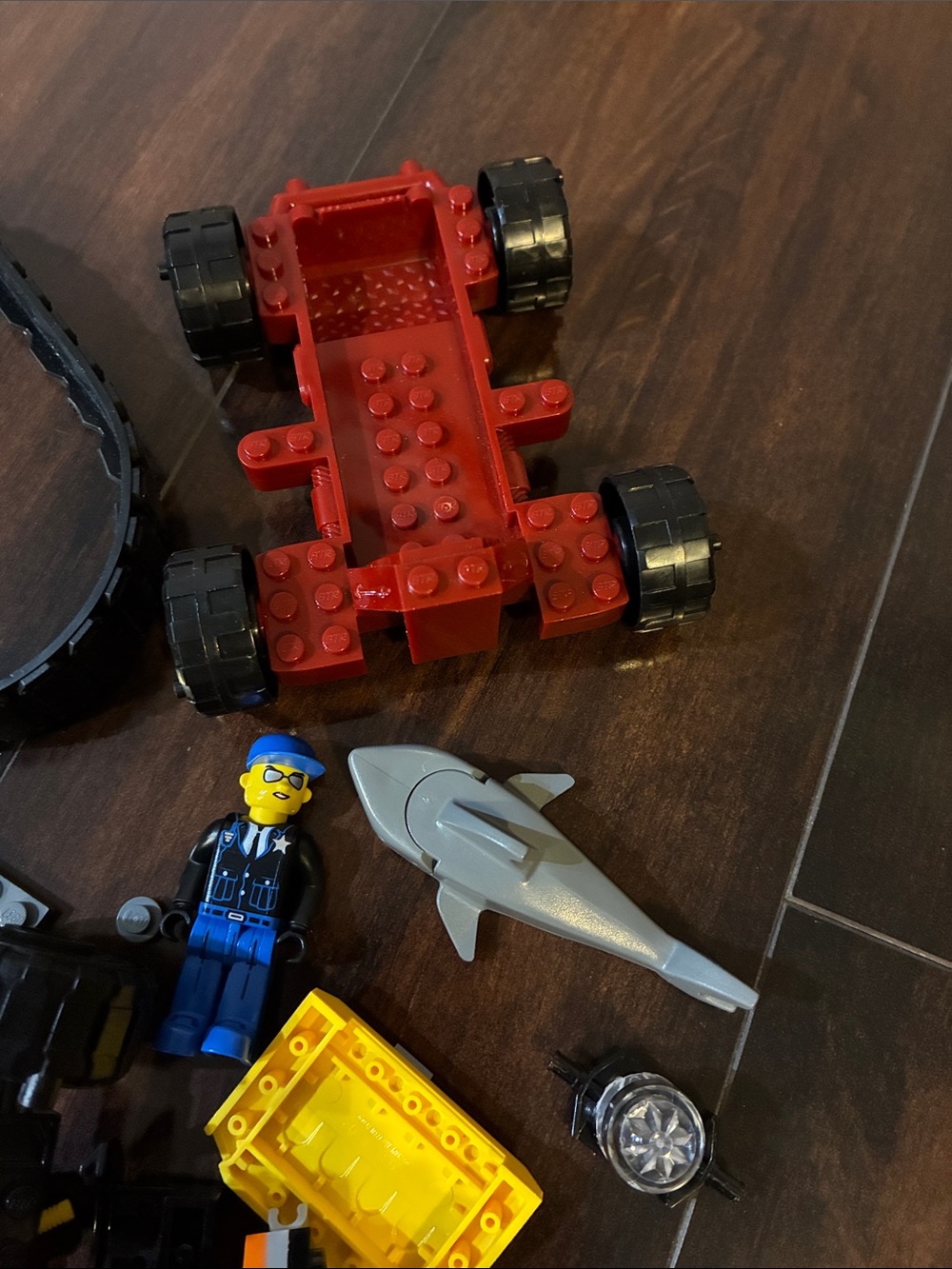 Assorted Legos - Picture 3 of 4